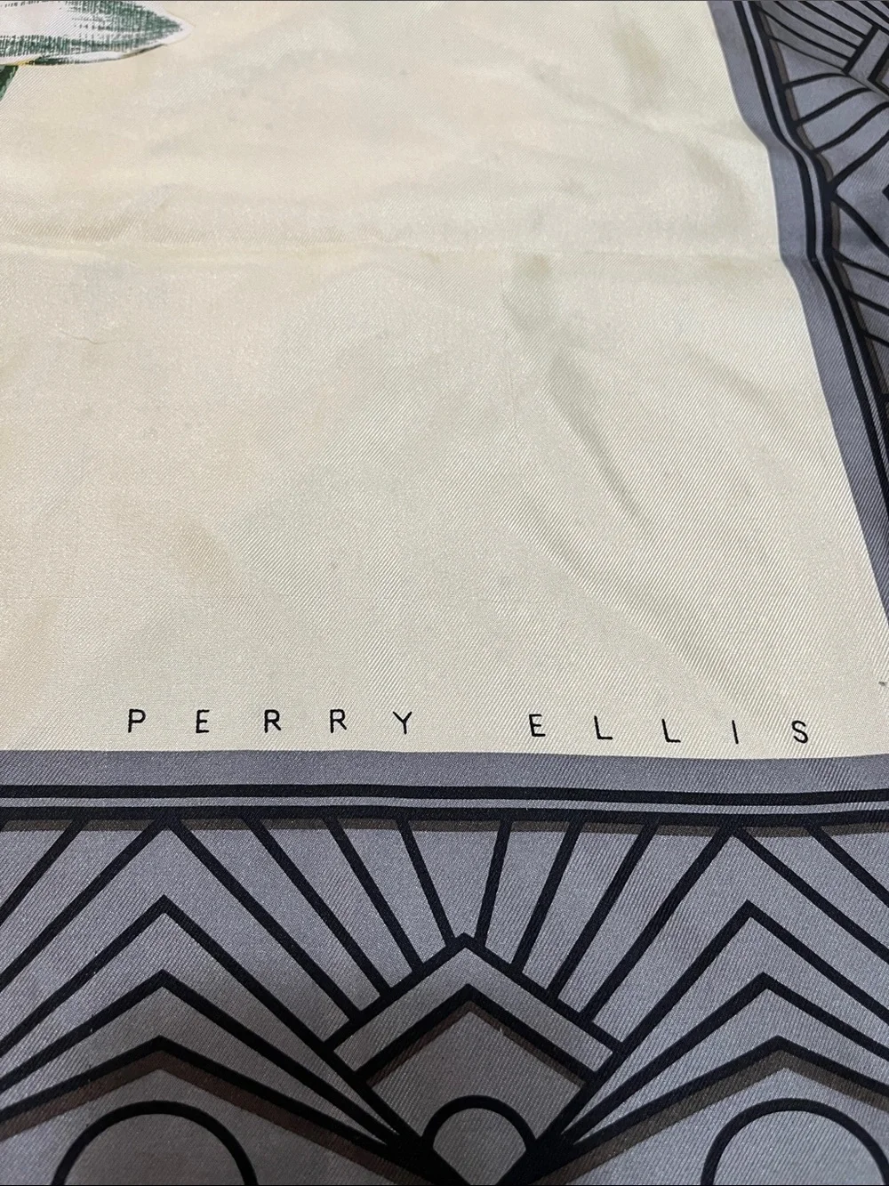 VINTAGE PERRY ELLIS SILK FLORAL SQUARE SCARF MULTICOLOR 35 X 35